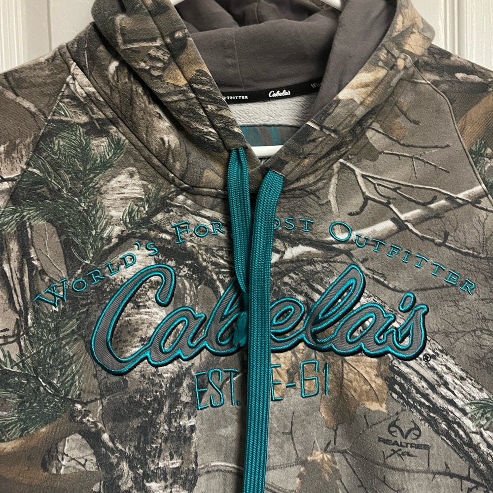 Camo Vintage Cabelas Women Large Hoodie